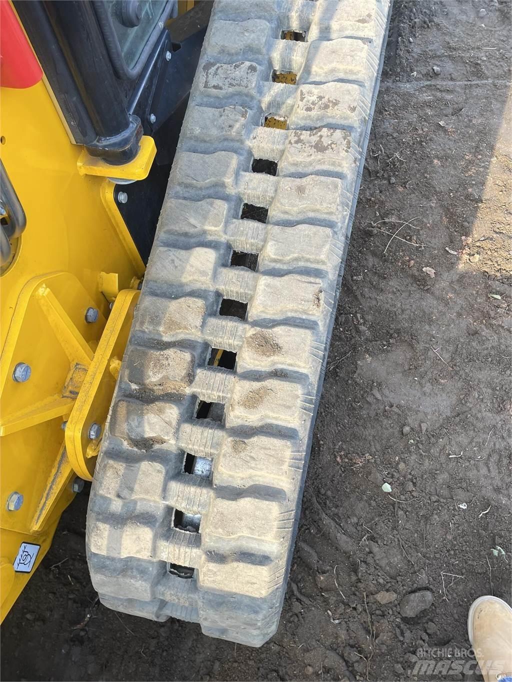 JCB 1CXT Ekskavatori-iekrāvēji