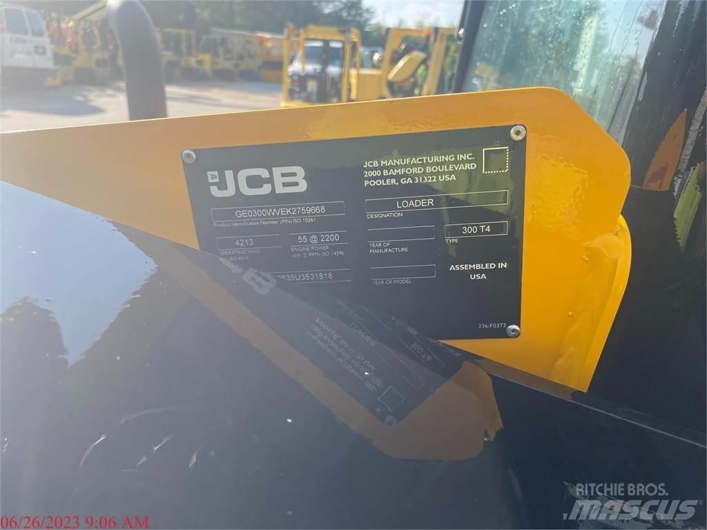 JCB 300 Lietoti riteņu kompaktiekrāvēji