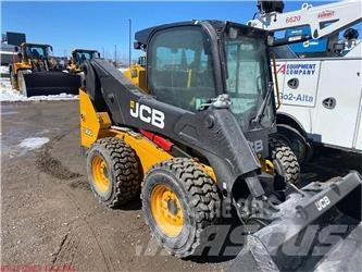 JCB 300 Lietoti riteņu kompaktiekrāvēji
