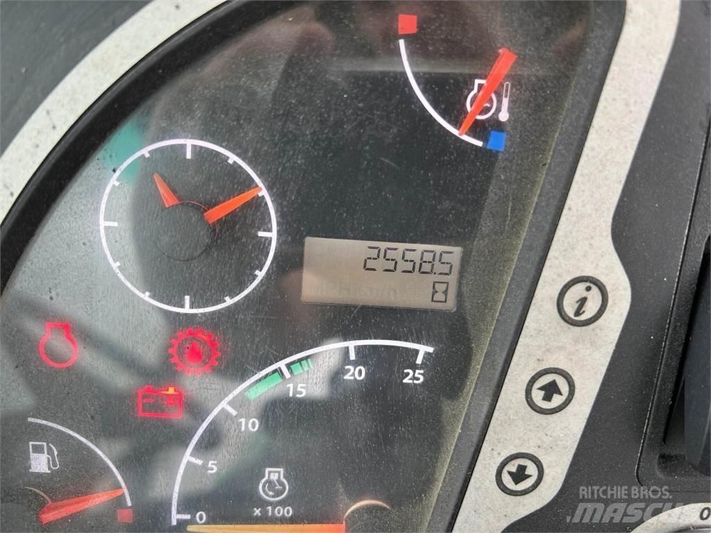 JCB 3CX Ekskavatori-iekrāvēji