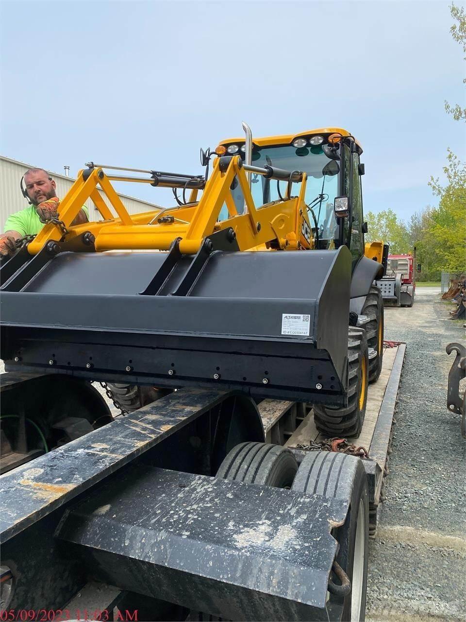 JCB 3CX14 Ekskavatori-iekrāvēji