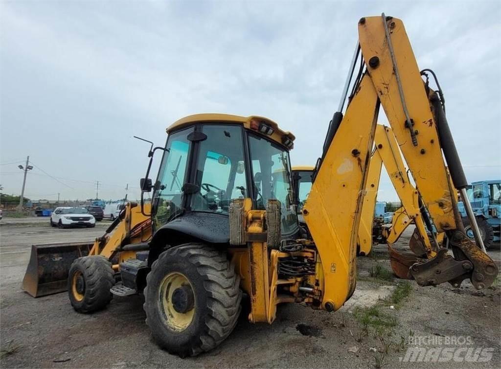 JCB 3CX17 Ekskavatori-iekrāvēji