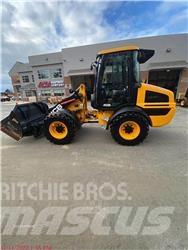 JCB 409 Iekrāvēji uz riteņiem