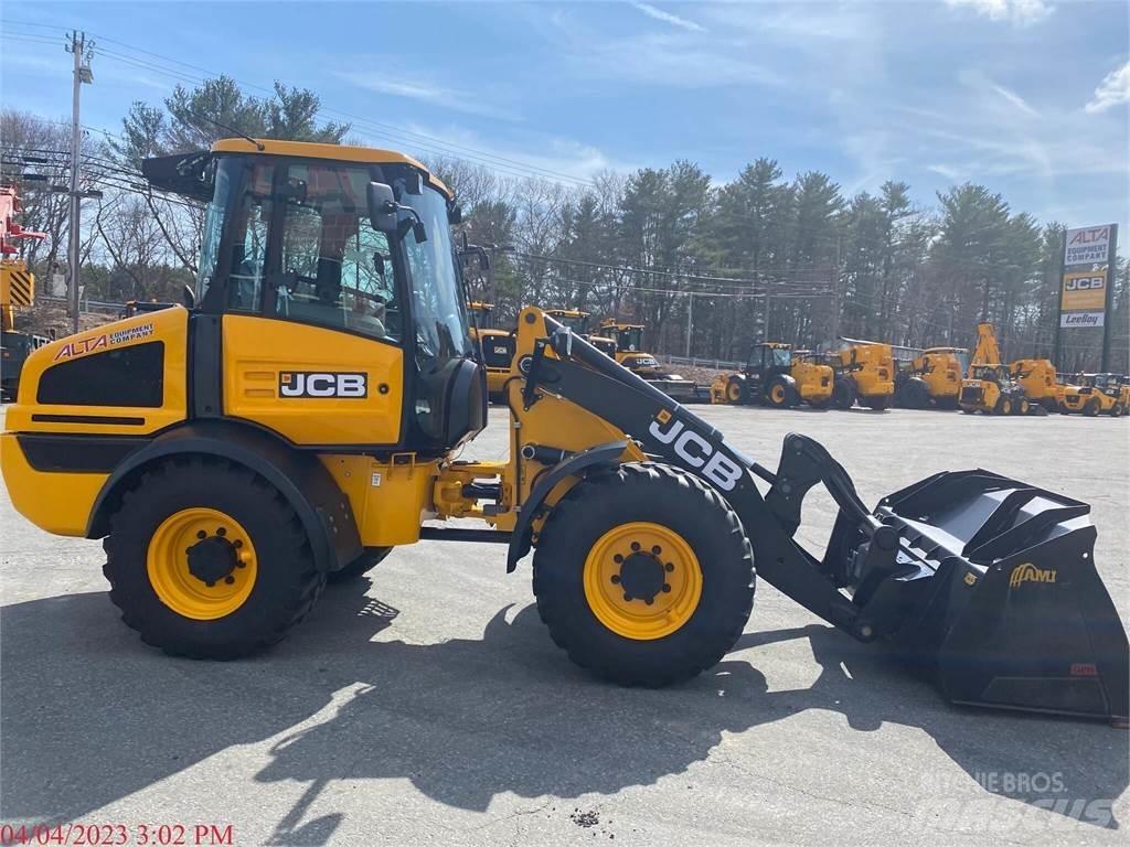 JCB 409 Iekrāvēji uz riteņiem