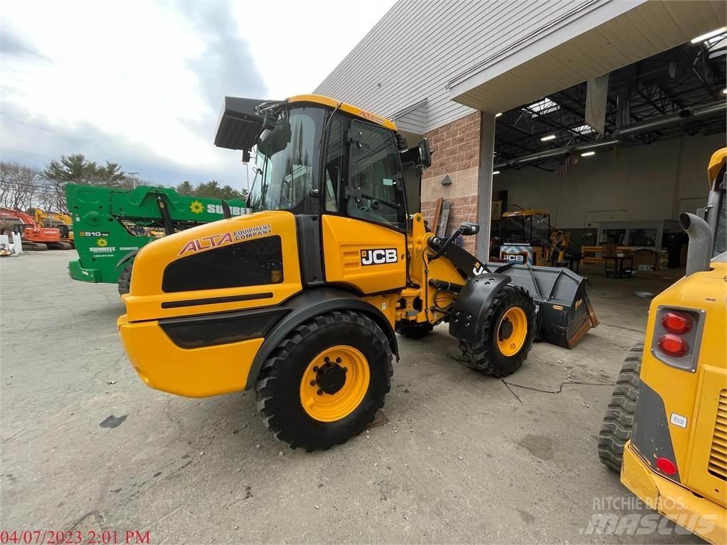 JCB 409 Iekrāvēji uz riteņiem