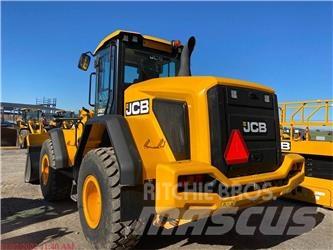 JCB 427 Iekrāvēji uz riteņiem