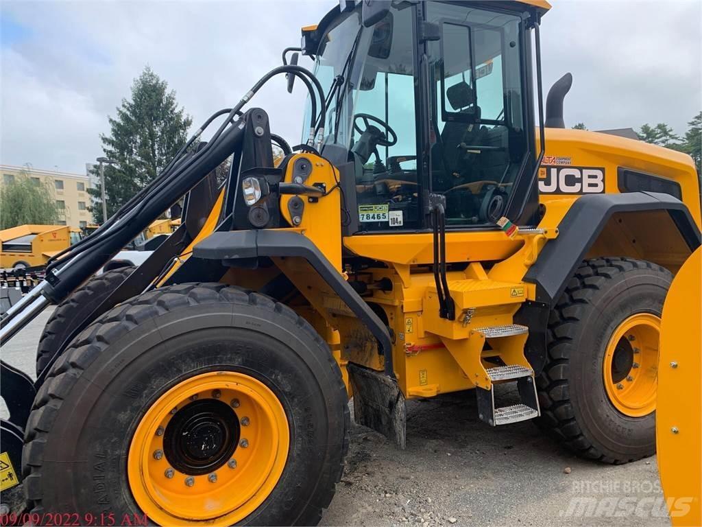 JCB 427HT Iekrāvēji uz riteņiem