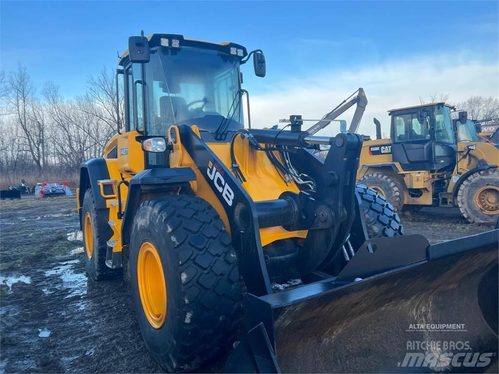 JCB 427ZX Iekrāvēji uz riteņiem