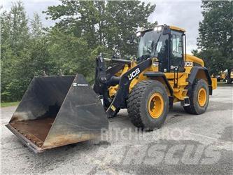 JCB 427ZX Iekrāvēji uz riteņiem
