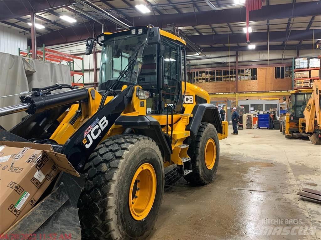 JCB 437ZX Iekrāvēji uz riteņiem
