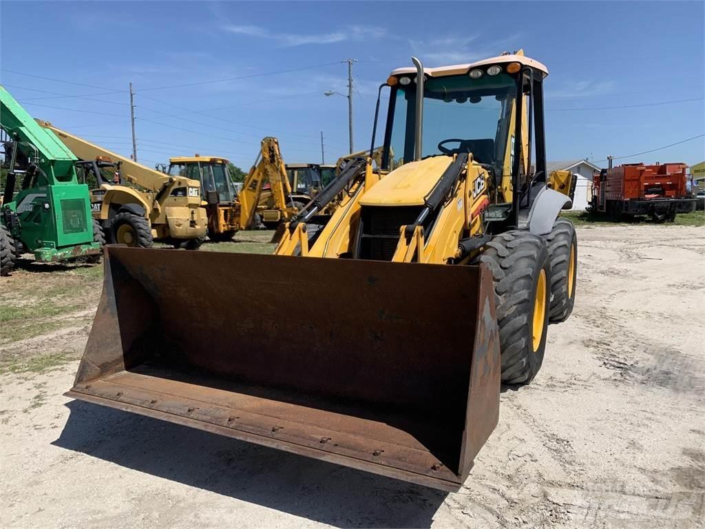 JCB 4CX Ekskavatori-iekrāvēji