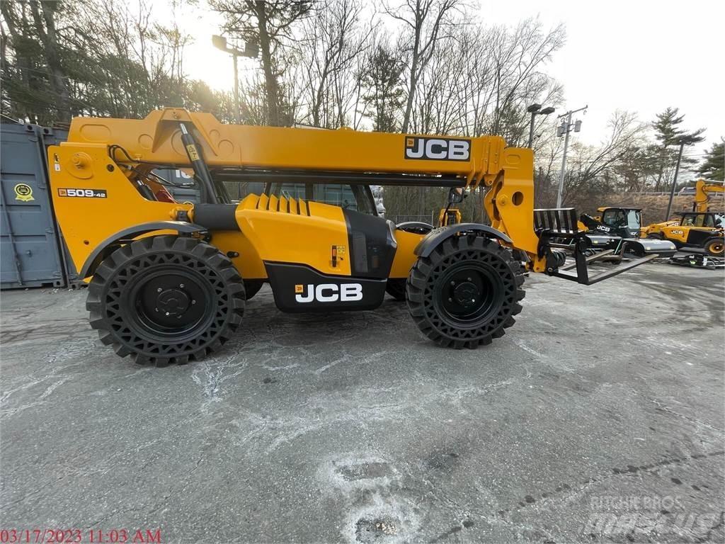 JCB 509-42 Teleskopiskie manipulatori