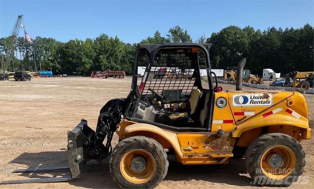 JCB 520 Teleskopiskie manipulatori