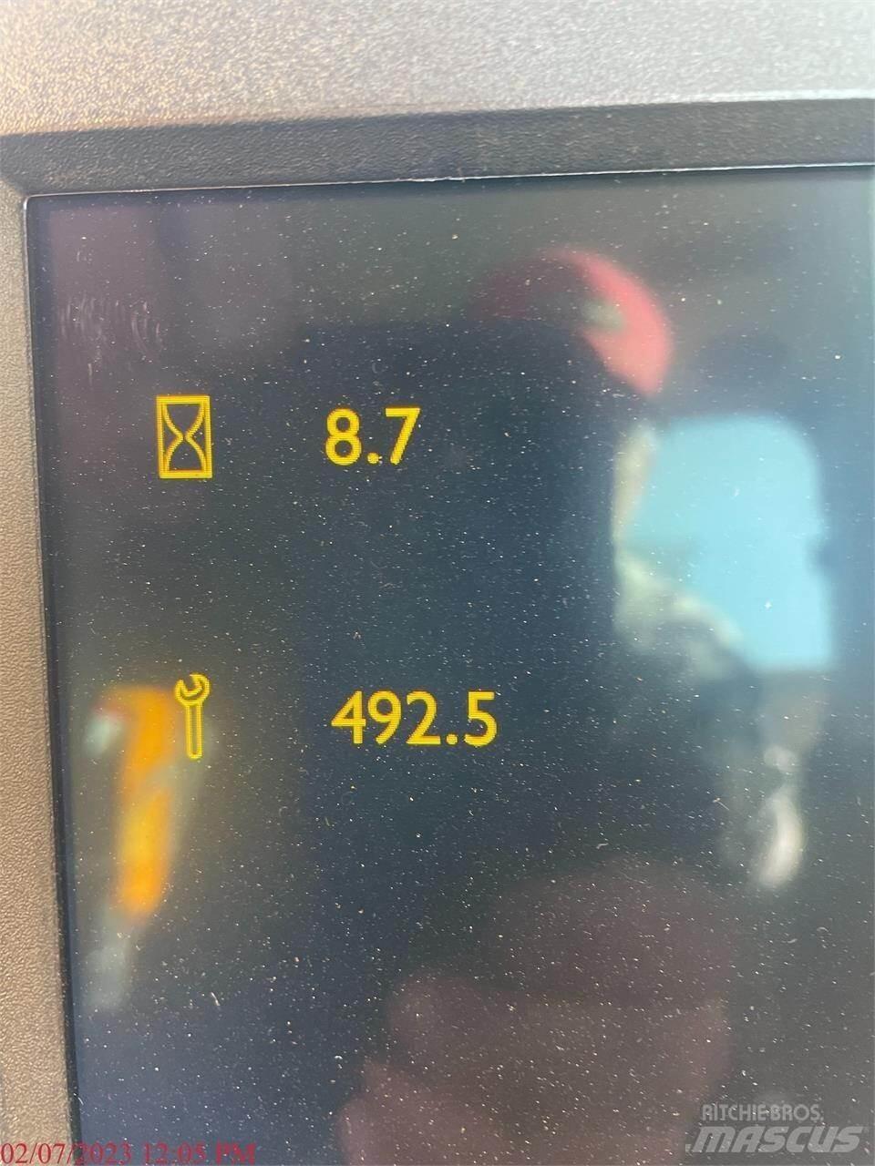 JCB JZ141 LC Kāpurķēžu ekskavatori