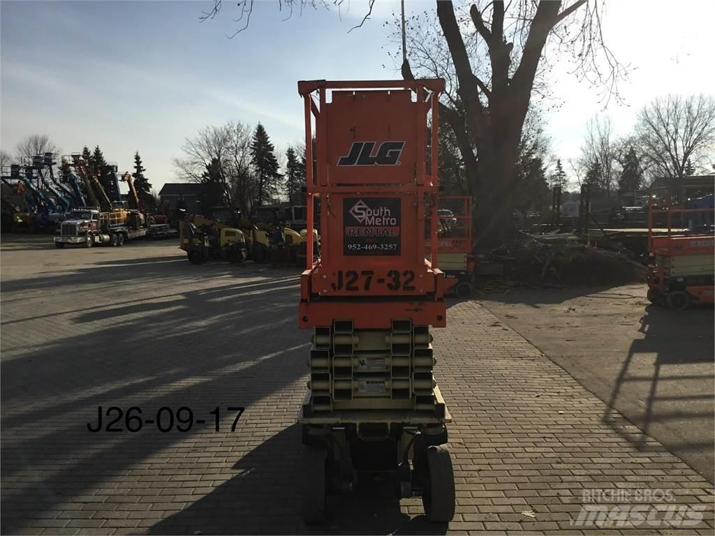 JLG 2632ES Šķerveida pacēlāji