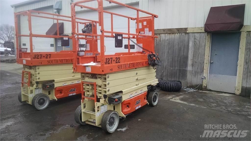 JLG 2632ES Šķerveida pacēlāji