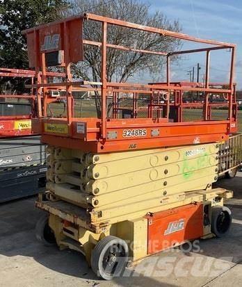 JLG 3248RS Šķerveida pacēlāji