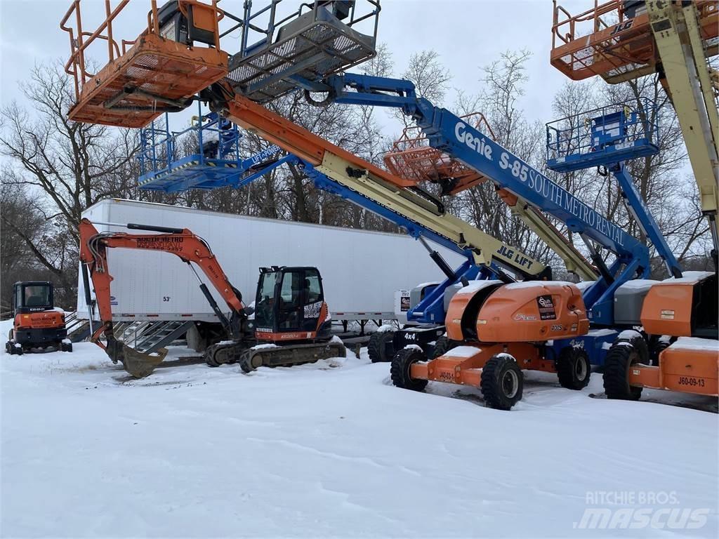 JLG 400S Teleskopiskie pacēlāji