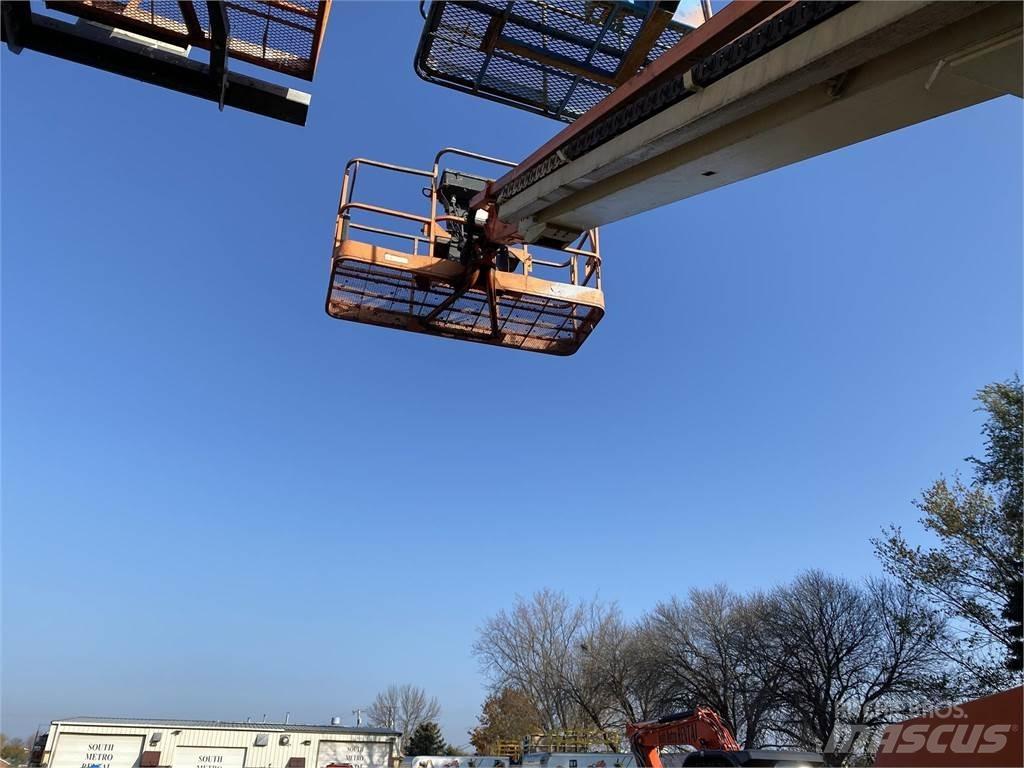 JLG 600S Teleskopiskie pacēlāji