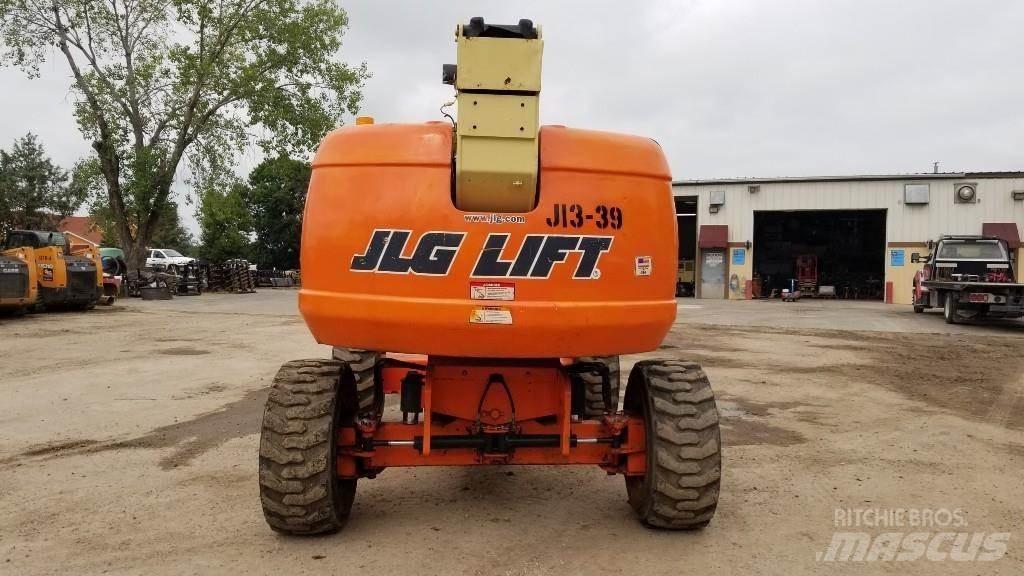 JLG 600S Teleskopiskie pacēlāji