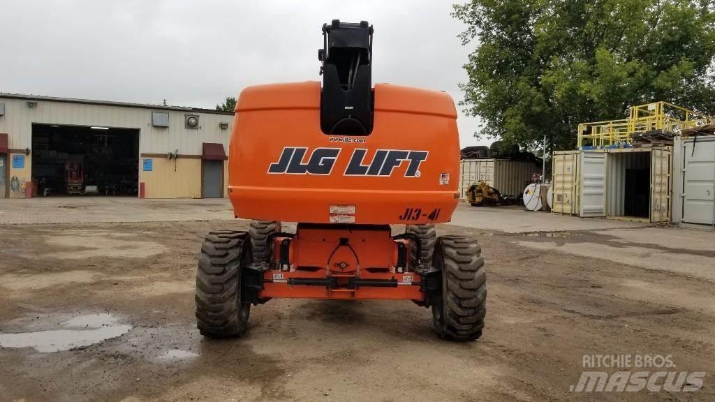 JLG 600S Teleskopiskie pacēlāji