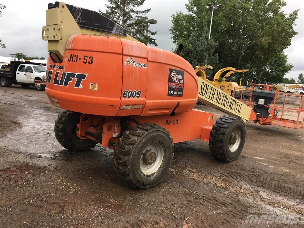 JLG 600S Teleskopiskie pacēlāji