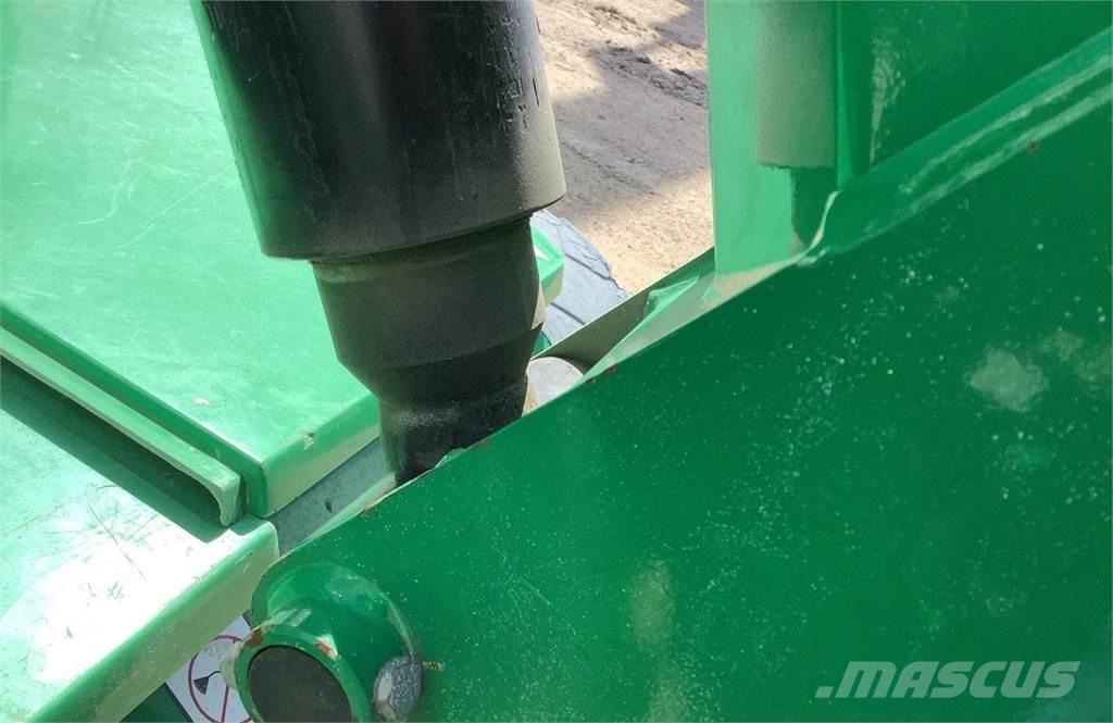 JLG TOUCAN 32E Vertikālie pacēlāji