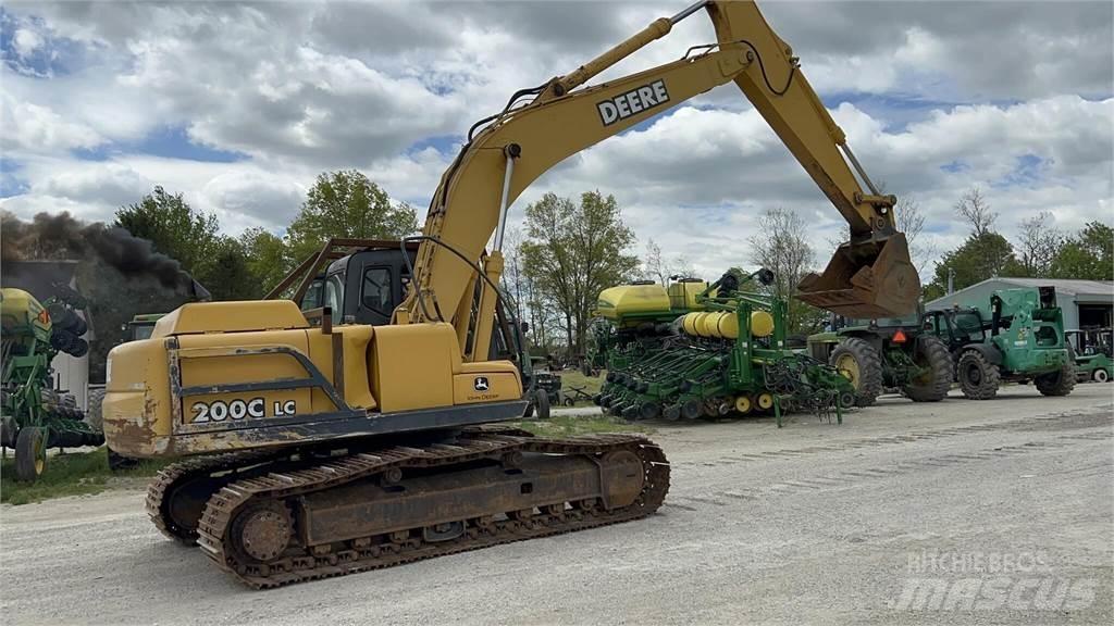 John Deere 200C LC Kāpurķēžu ekskavatori