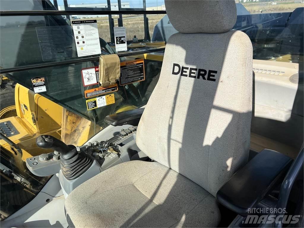 John Deere 210G LC Kāpurķēžu ekskavatori