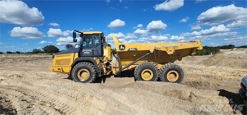 John Deere 310E Artikulētie pašizgāzēji