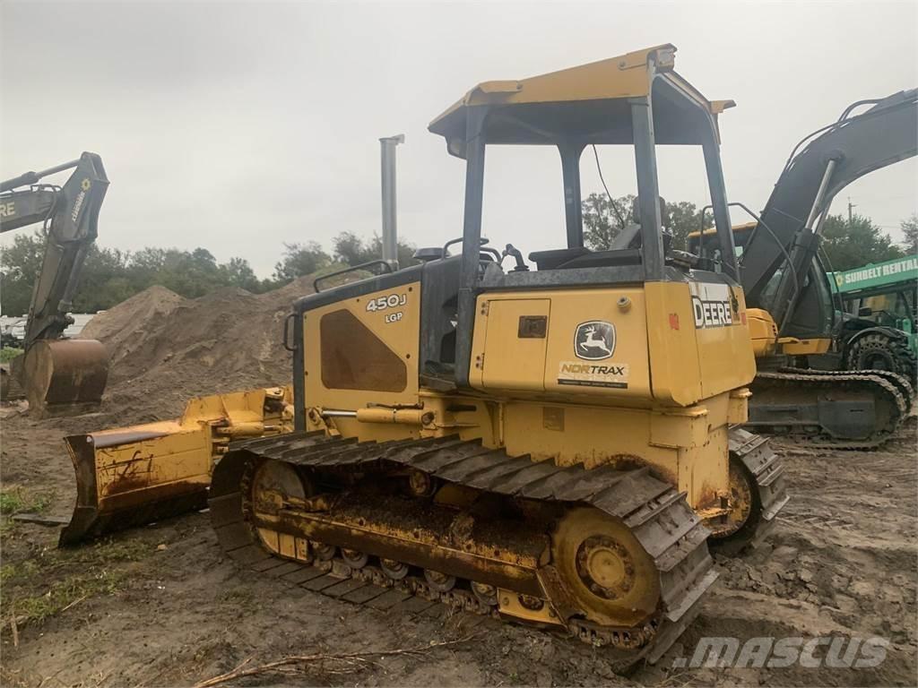 John Deere 450J LGP Kāpurķēžu buldozeri