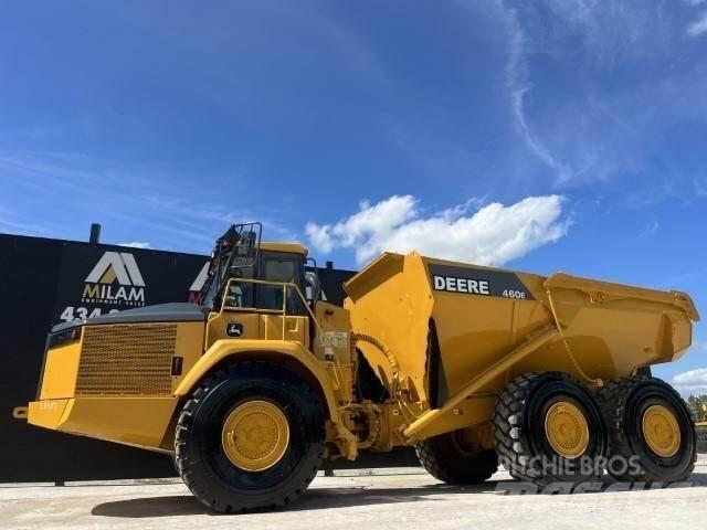 John Deere 460E Artikulētie pašizgāzēji