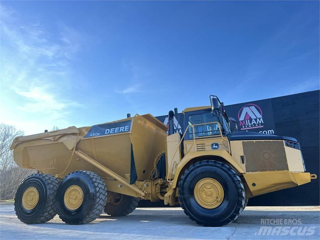 John Deere 460E Artikulētie pašizgāzēji