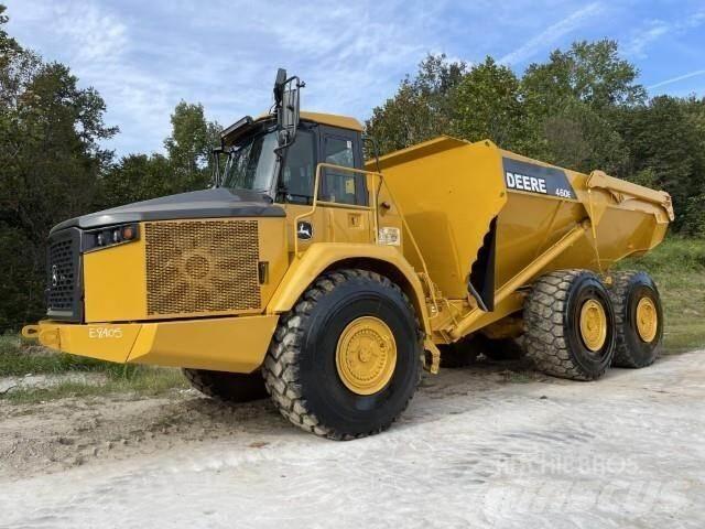 John Deere 460E Artikulētie pašizgāzēji
