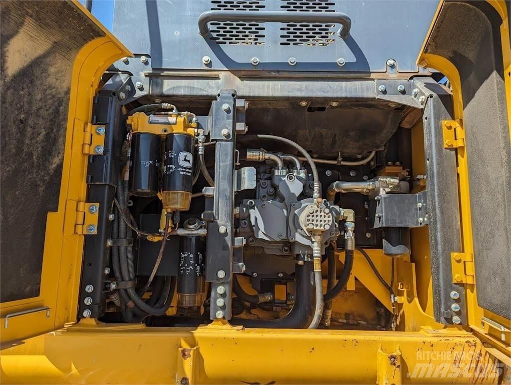 John Deere 470G LC Kāpurķēžu ekskavatori