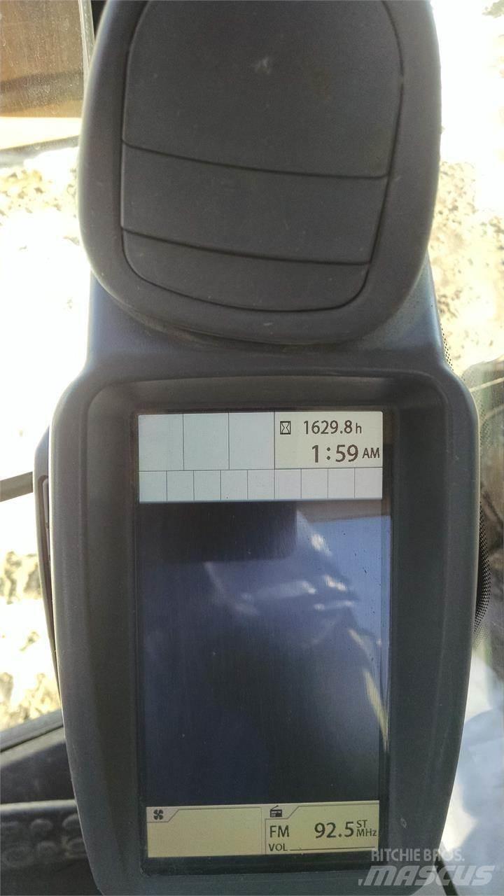 John Deere 470G LC Kāpurķēžu ekskavatori