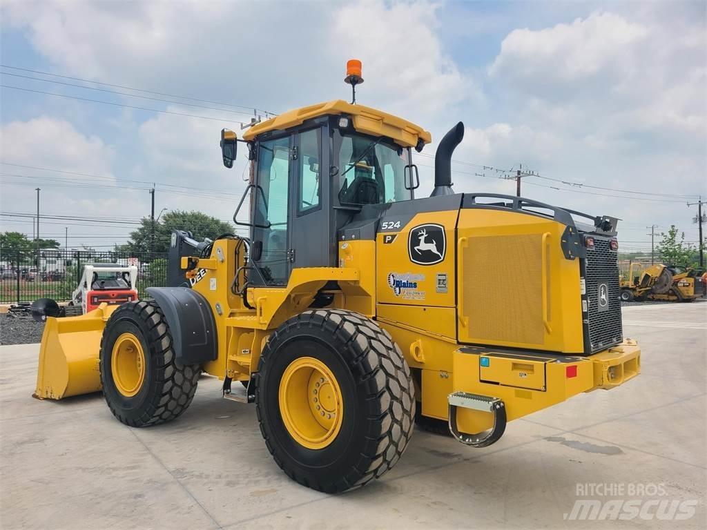John Deere 524P Iekrāvēji uz riteņiem