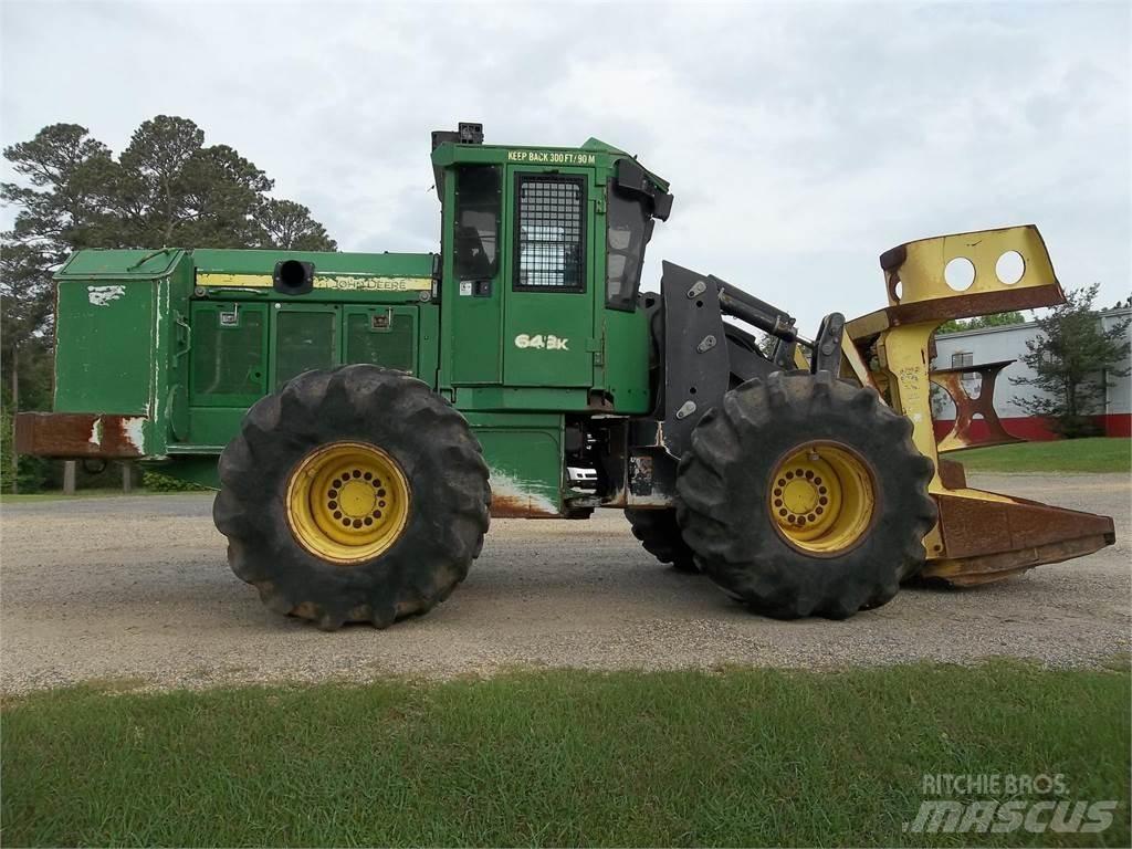 John Deere 643K Zaru savācēji