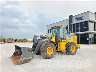 John Deere 644K Iekrāvēji uz riteņiem