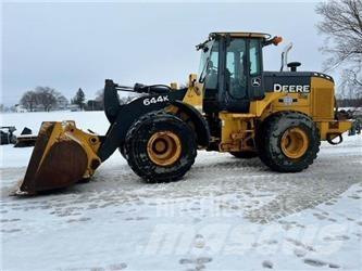 John Deere 644K Iekrāvēji uz riteņiem