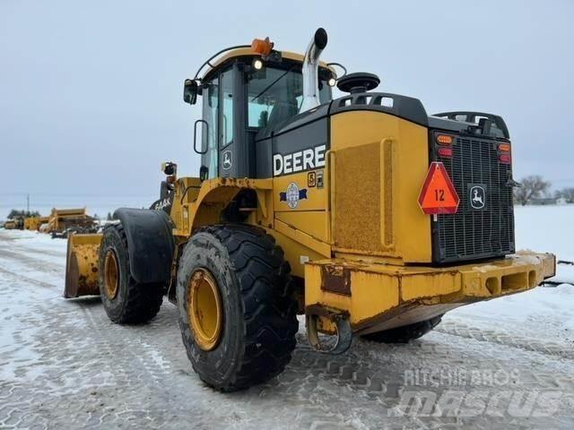 John Deere 644K Iekrāvēji uz riteņiem
