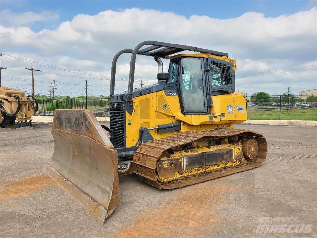 John Deere 750K LGP Kāpurķēžu buldozeri