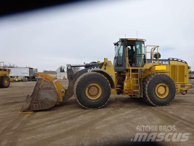 John Deere 844J Iekrāvēji uz riteņiem
