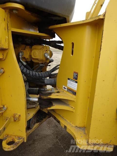 John Deere 844J Iekrāvēji uz riteņiem