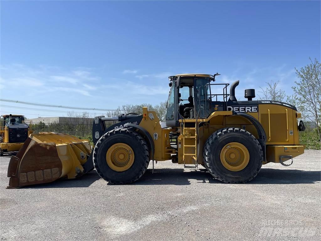 John Deere 844KIII Iekrāvēji uz riteņiem