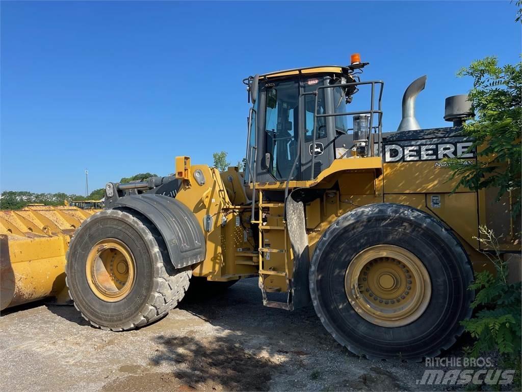John Deere 844KIII Iekrāvēji uz riteņiem