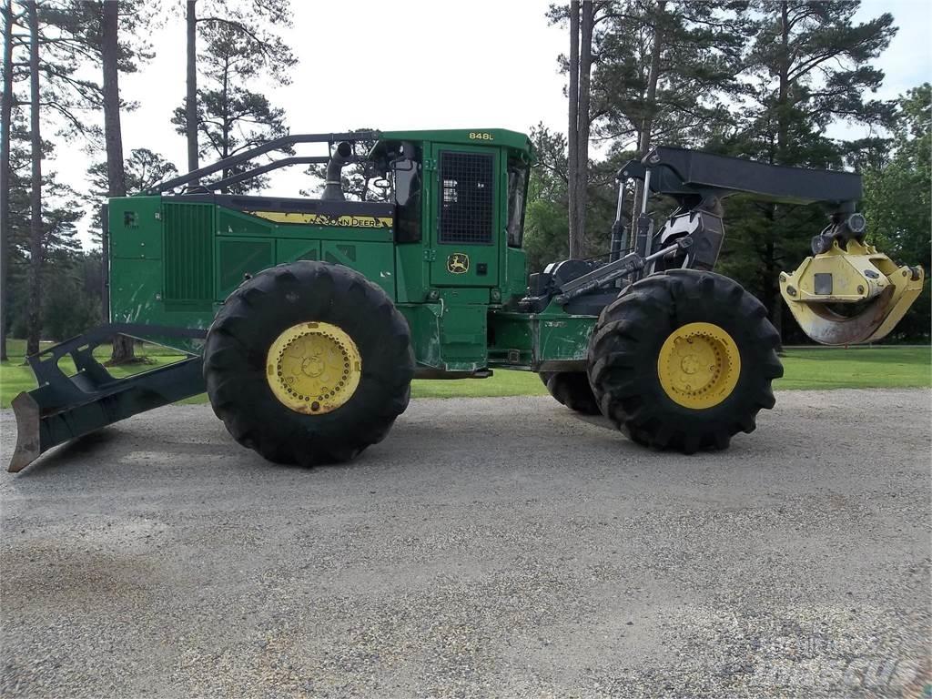 John Deere 848L Šķeldotāji