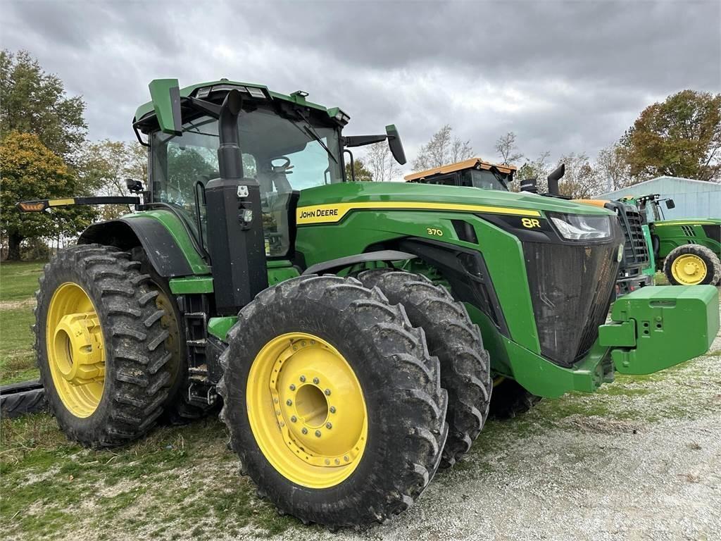 John Deere 8R 370 Traktori