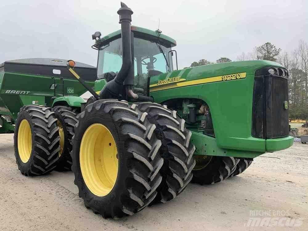 John Deere 9220 Traktori