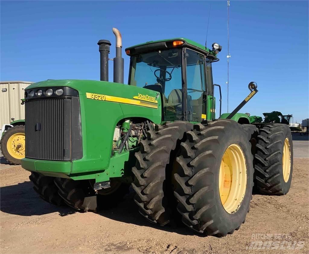 John Deere 9320 Traktori